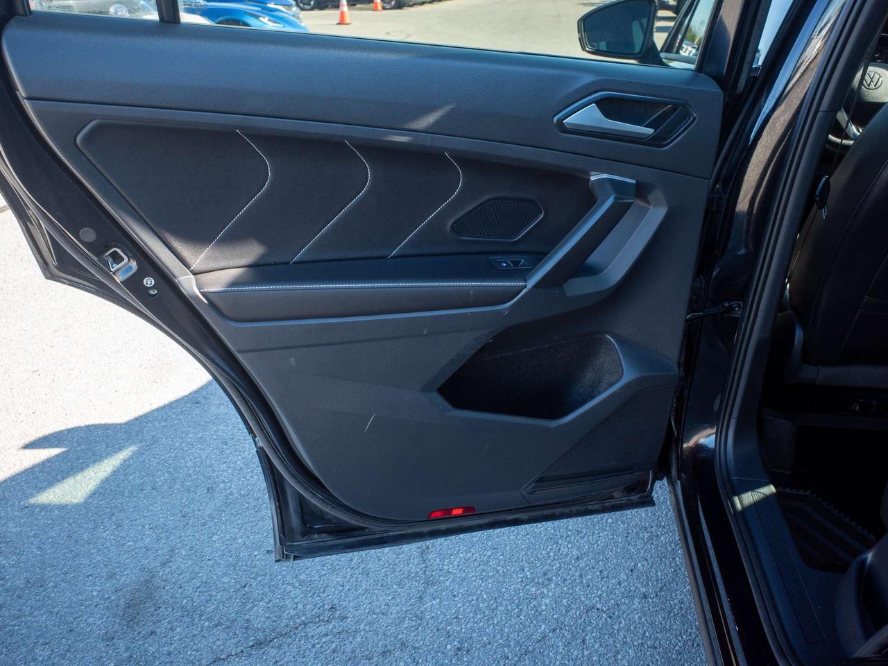 2024 Volkswagen Tiguan Comfortline R-Line Black Edition - Rain Sensing Wipers Photo
