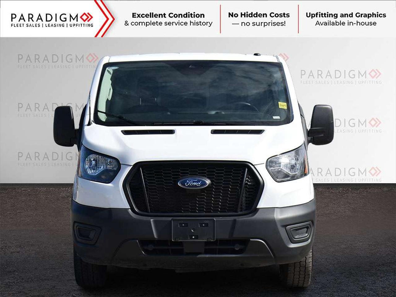 2025 Ford Transit Cargo Van T-250 148" LOW ROOF RWD Photo3