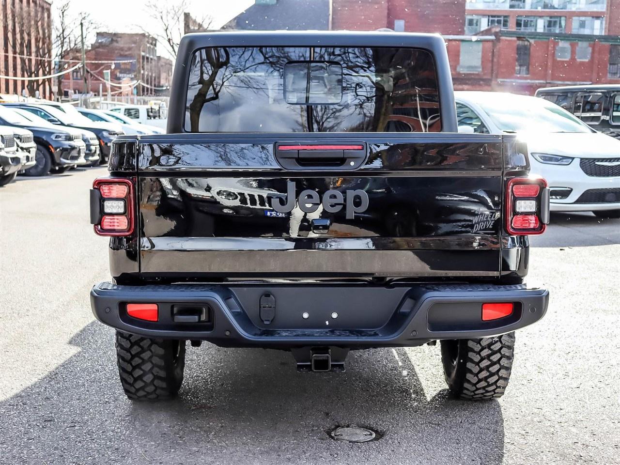 2026 Jeep Gladiator Willys 4x4 Photo