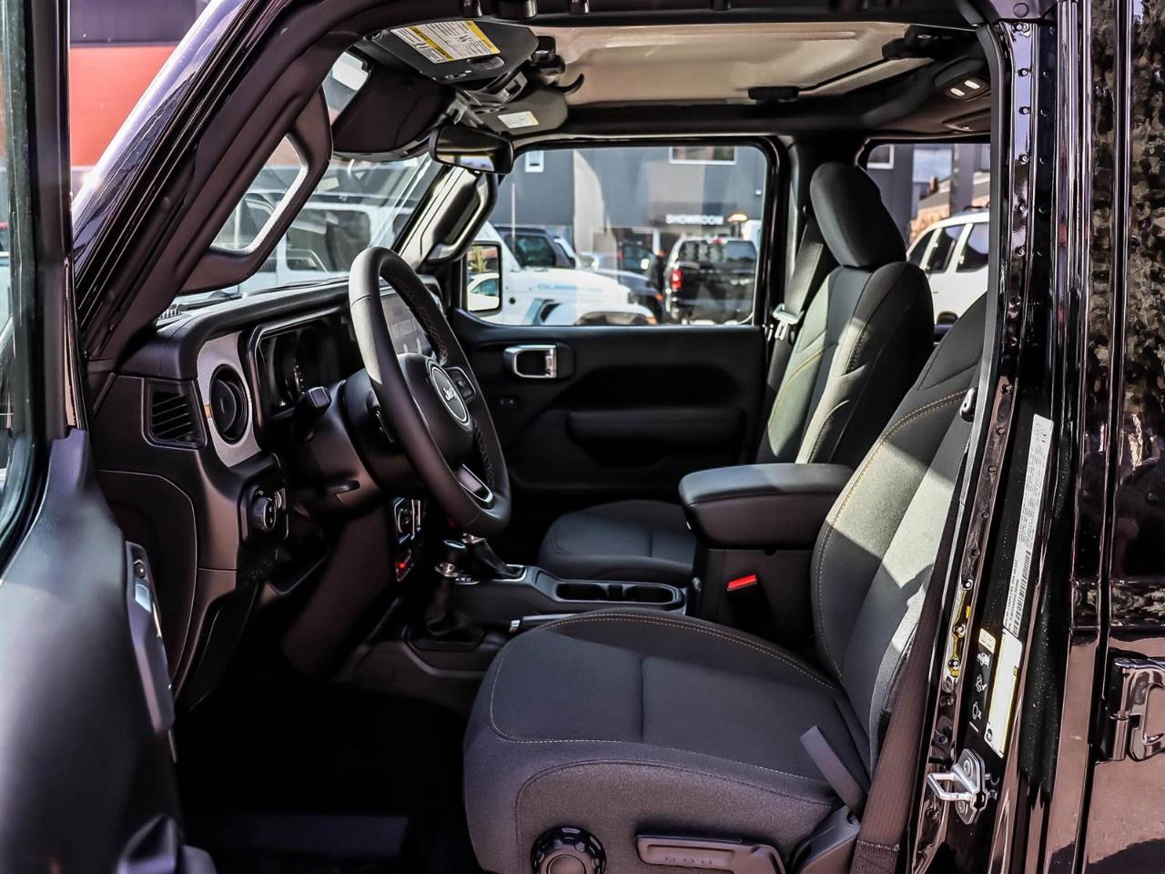 2026 Jeep Gladiator Willys 4x4 Photo
