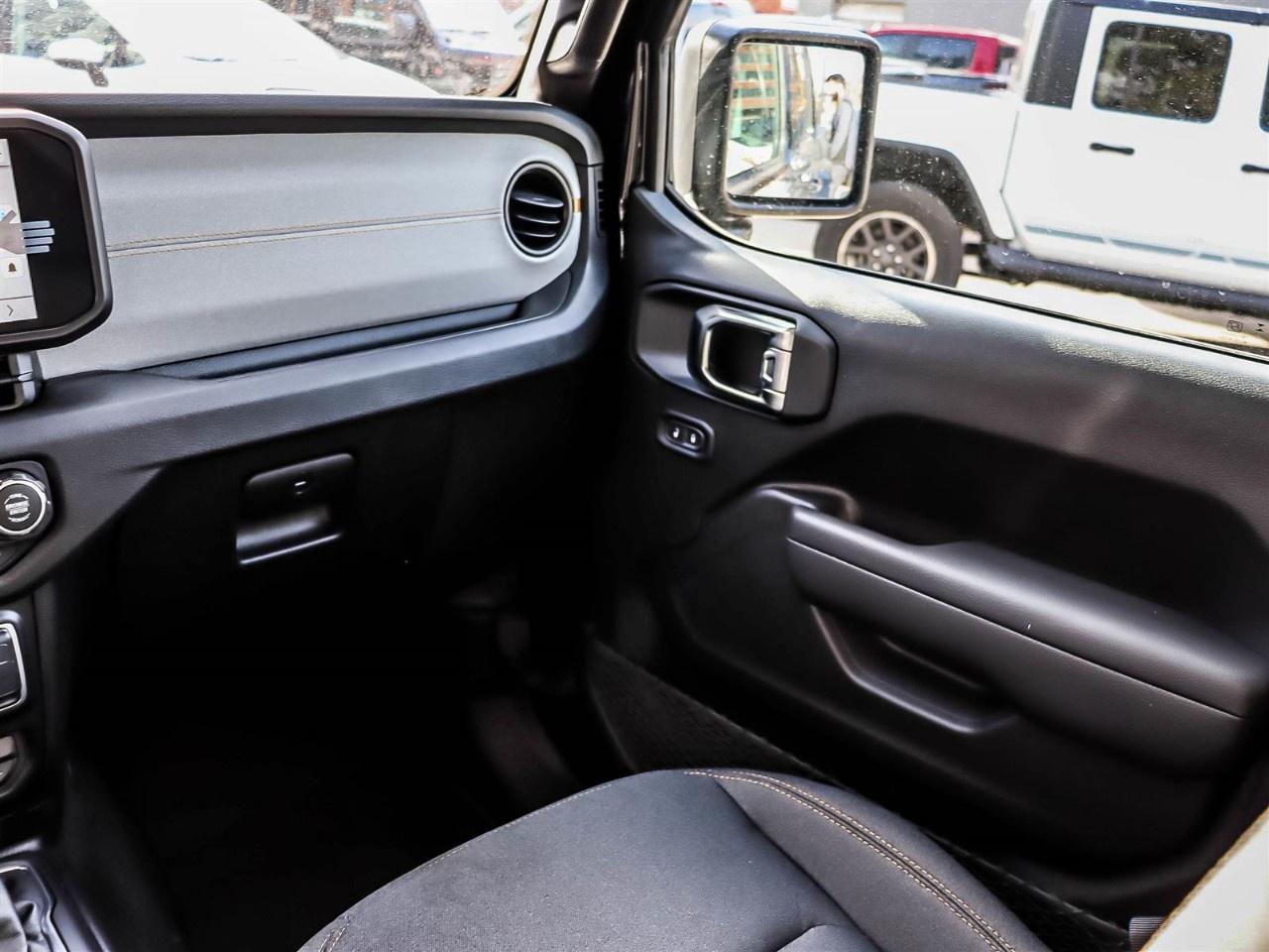 2026 Jeep Gladiator Willys 4x4 Photo