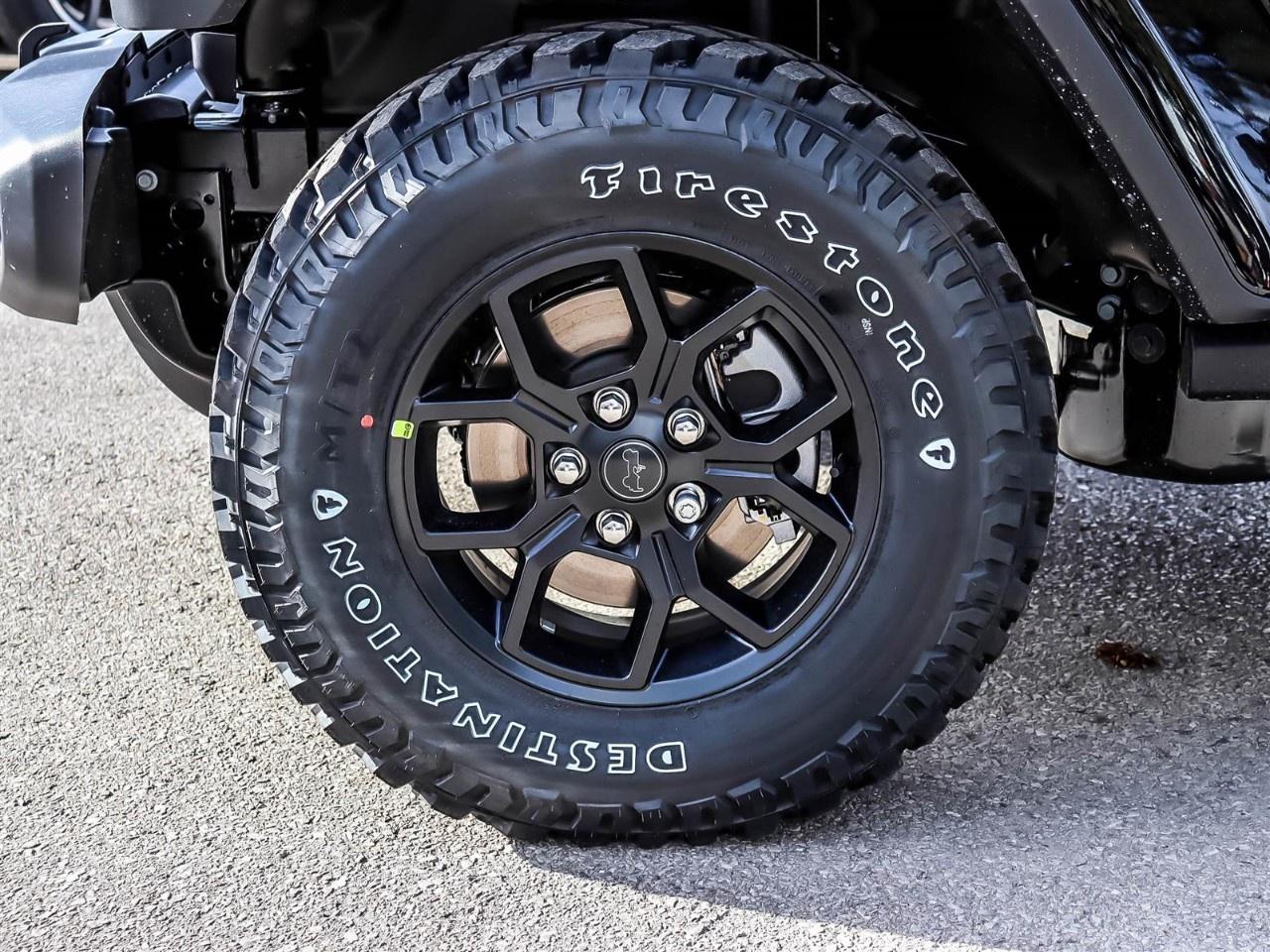 2026 Jeep Gladiator Willys 4x4 Photo