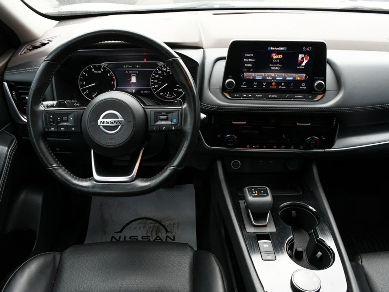 2021 Nissan Rogue SV w/ Premium Package   Leather   Roof   360 Cam   Alloys Photo