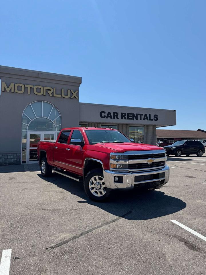 2015 Chevrolet Silverado 2500 4WD Crew Cab 153 LTZ Photo1