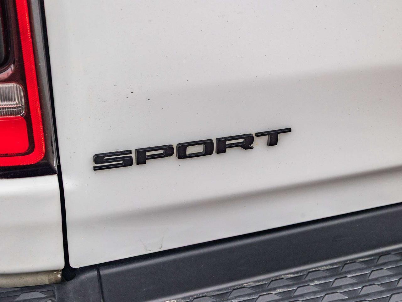 2022 RAM 1500 SPORT  LEATHER  NAVI  HEADS UP DISPLAY Photo
