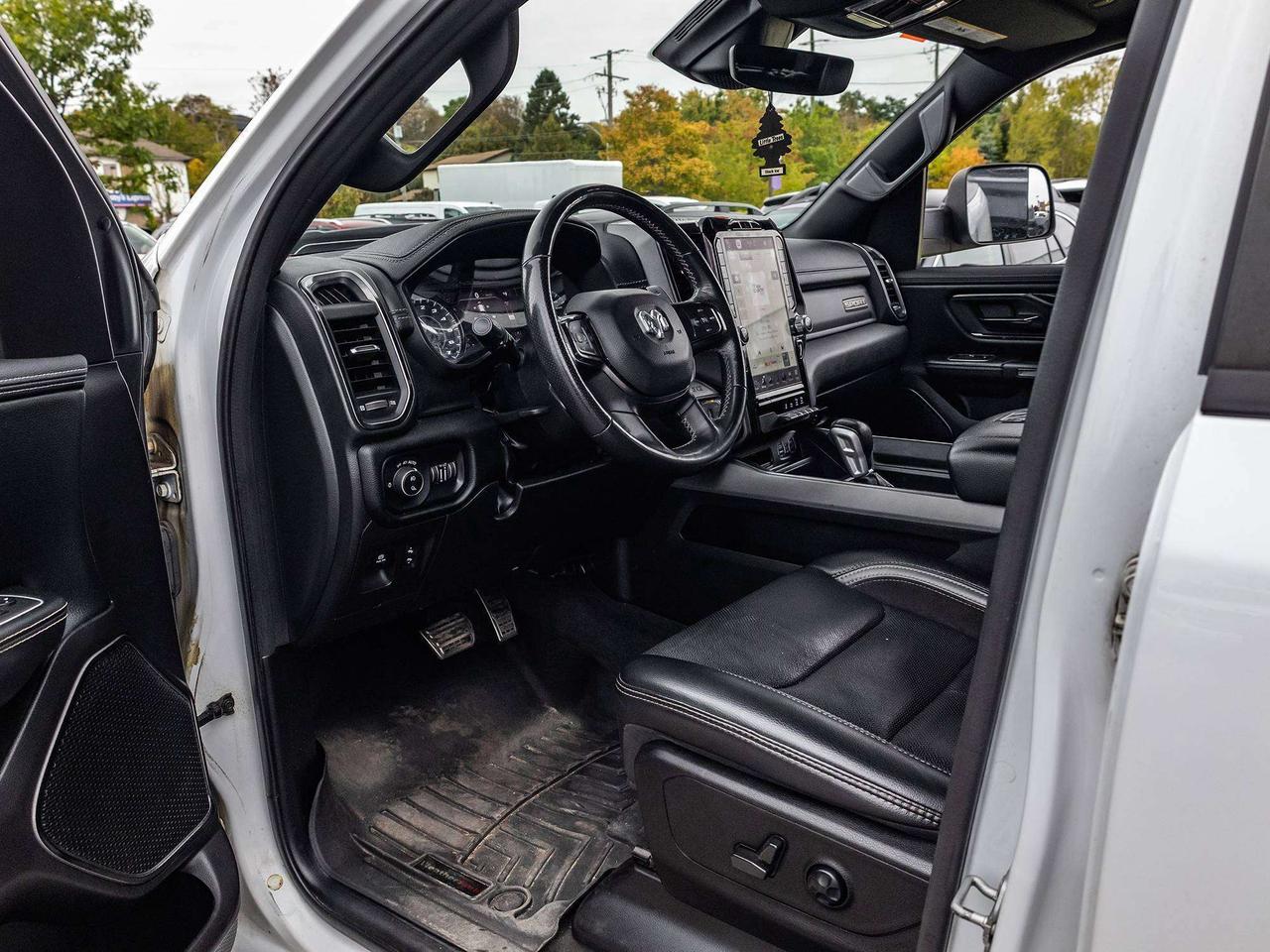2022 RAM 1500 SPORT  LEATHER  NAVI  HEADS UP DISPLAY Photo