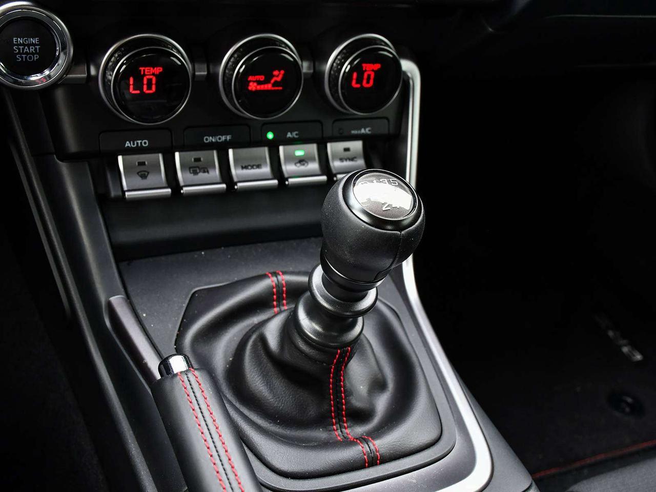 2026 Subaru BRZ 1 OWNER   NO ACCIDENTS   LOW KMS   ALMOST NEW !! Photo