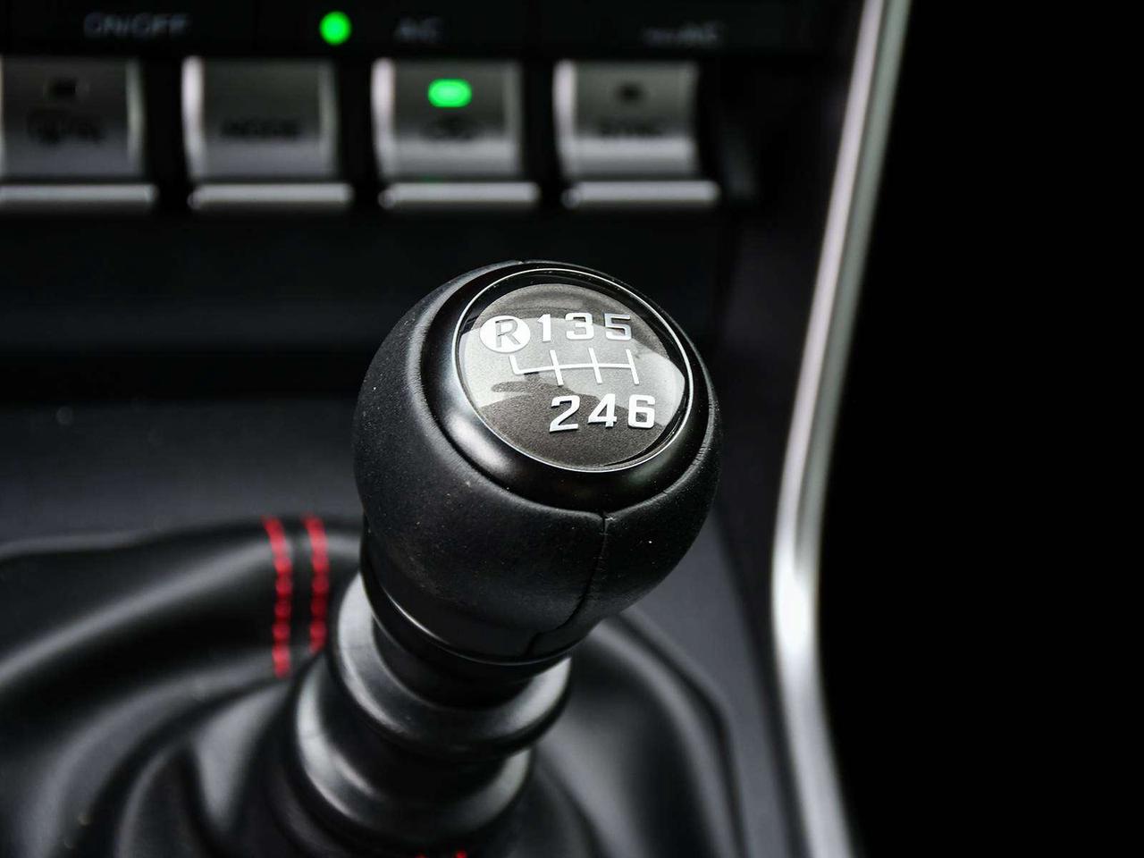 2026 Subaru BRZ 1 OWNER   NO ACCIDENTS   LOW KMS   ALMOST NEW !! Photo
