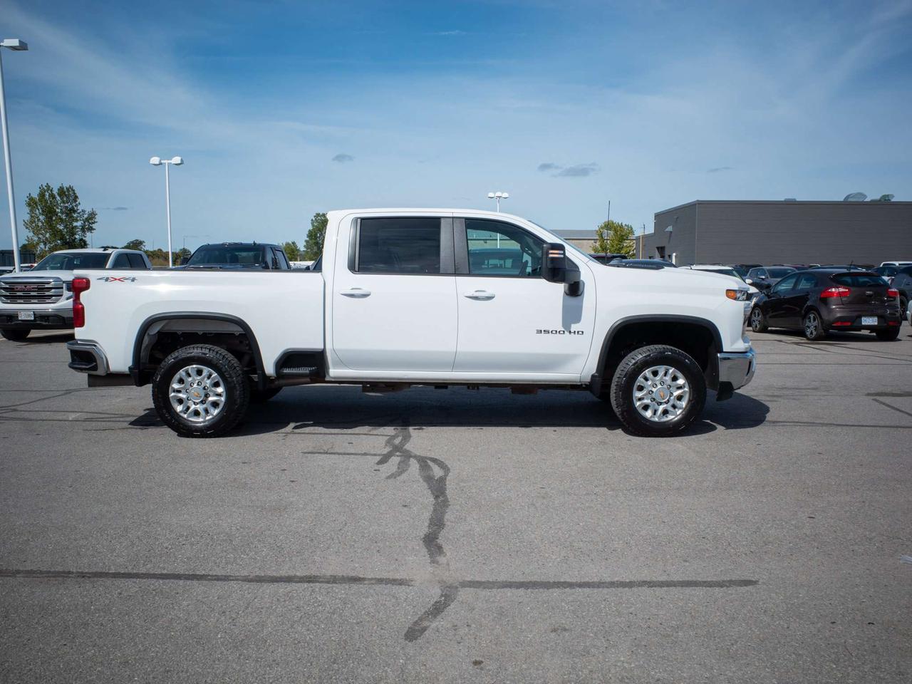 2025 Chevrolet Silverado 3500 LT - Keyless Entry   Navigation System Photo