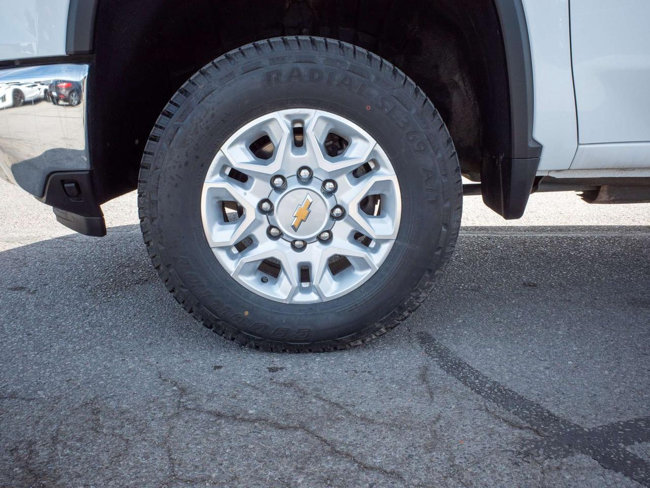 2025 Chevrolet Silverado 3500 LT - Keyless Entry   Navigation System Photo