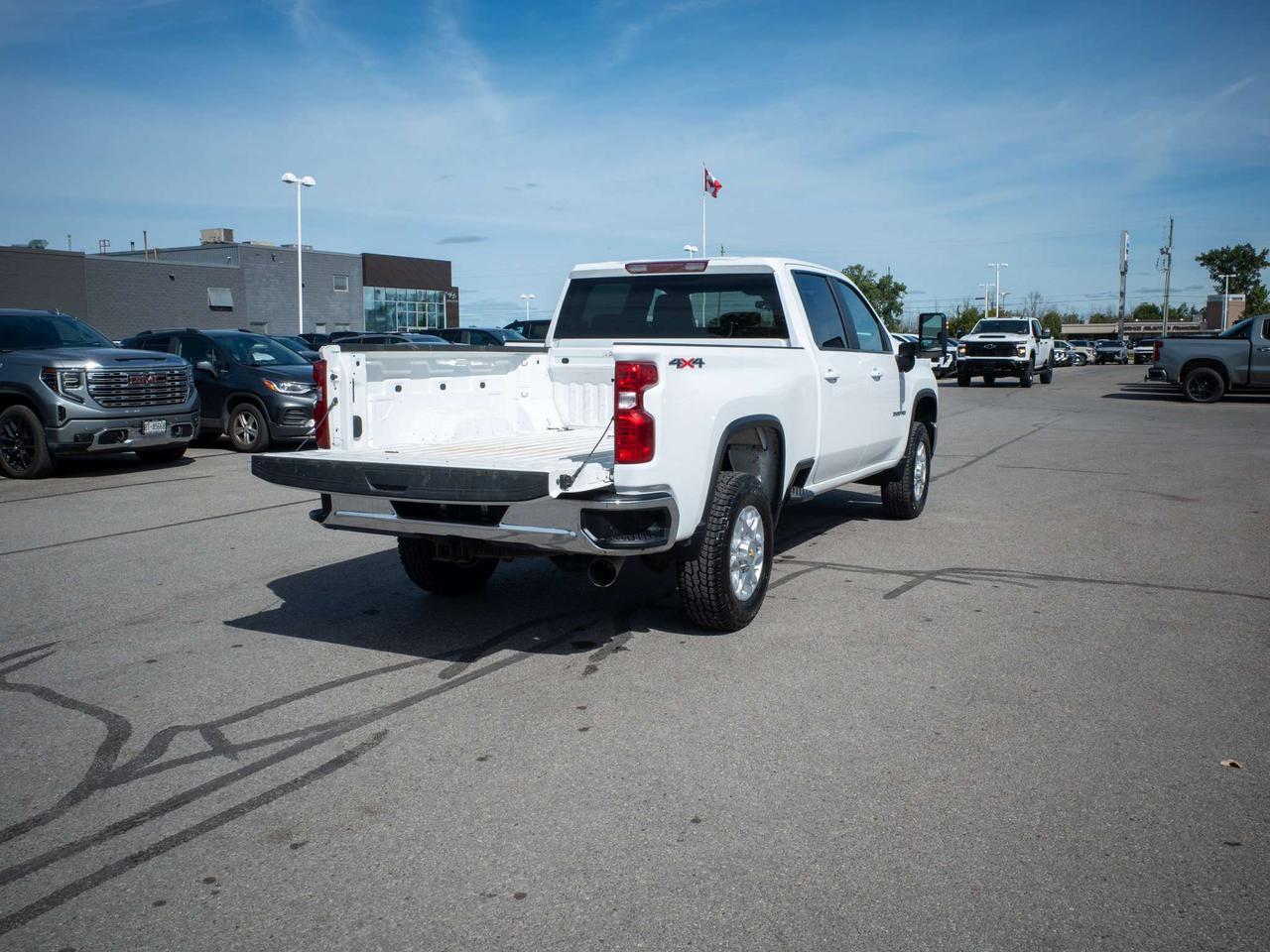2025 Chevrolet Silverado 3500 LT - Keyless Entry   Navigation System Photo