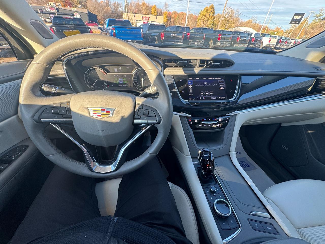 2024 Cadillac XT6 Premium Luxury 4dr All-Wheel Drive Photo