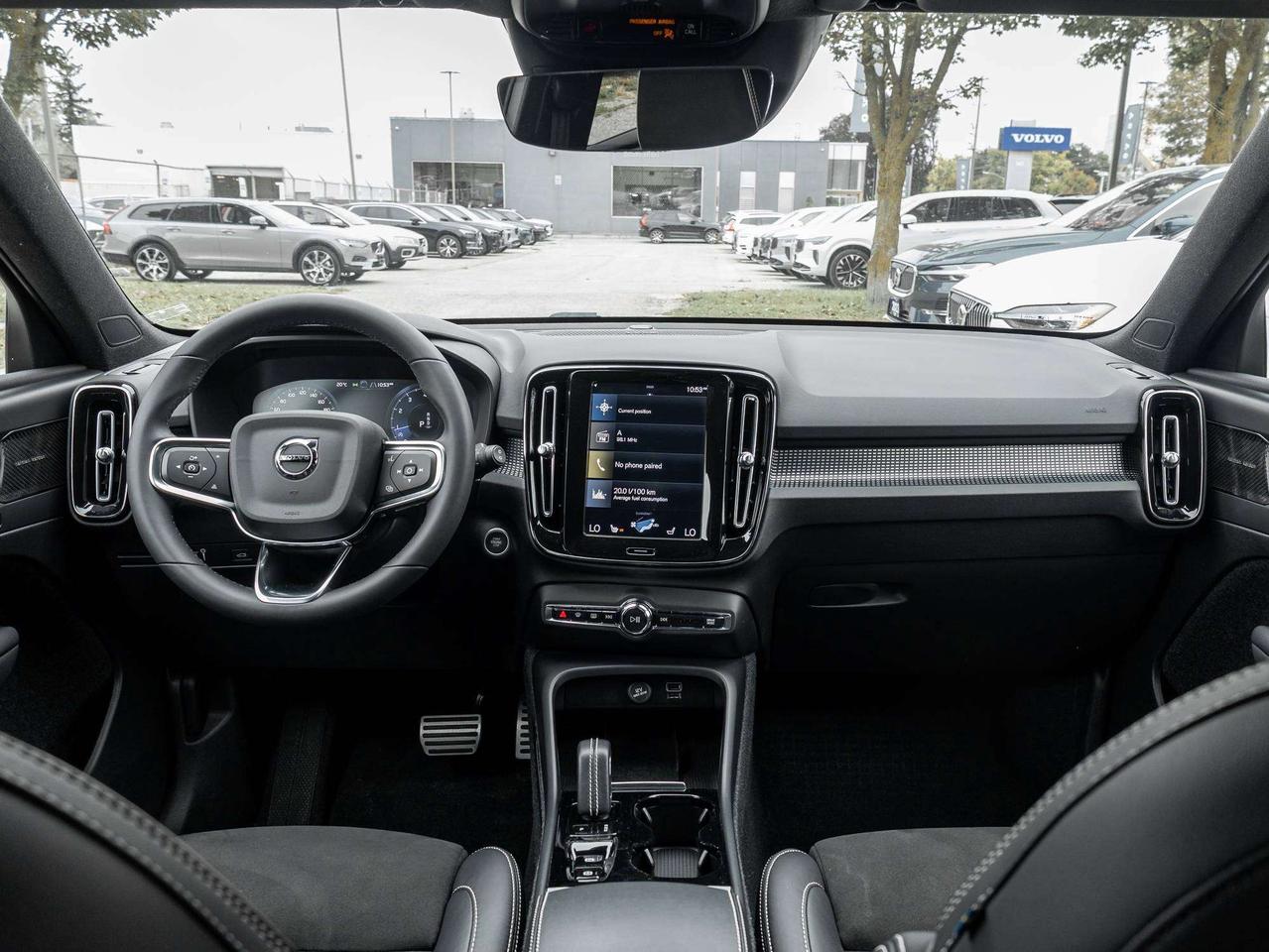 2022 Volvo XC40 R-DESIGN^New Brakes^Harman Kardon^CPO fr 2.99%* Photo