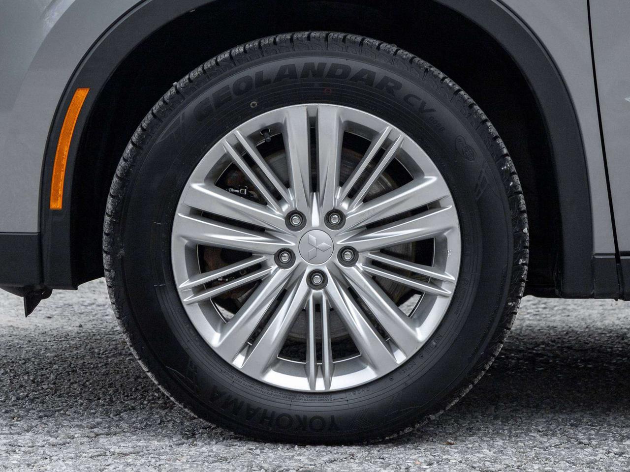 2022 Mitsubishi Outlander SE S-AWC CPO FINANCE RATES FOR AS LOW AS 0.90% Photo