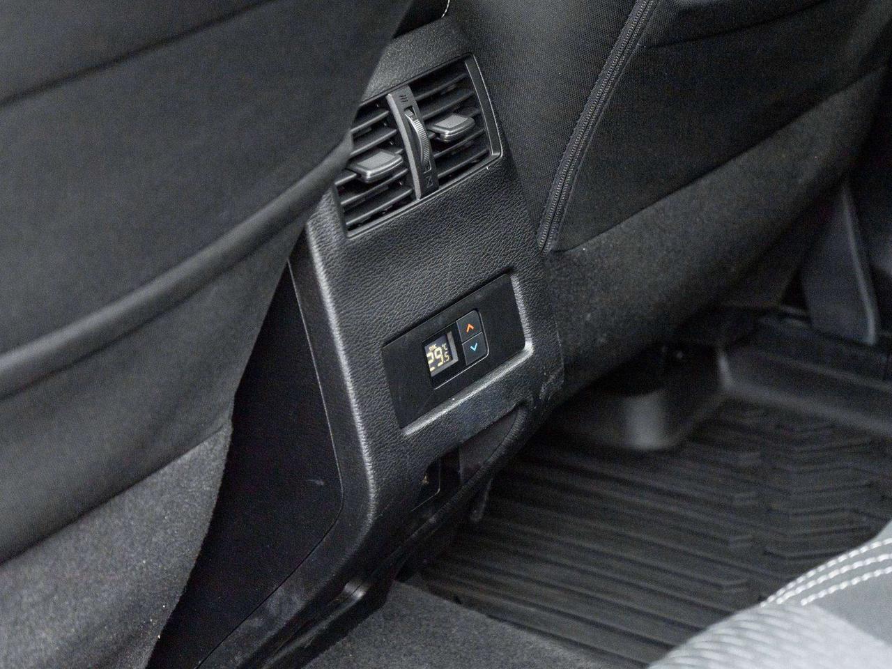 2022 Mitsubishi Outlander SE S-AWC CPO FINANCE RATES FOR AS LOW AS 0.90% Photo