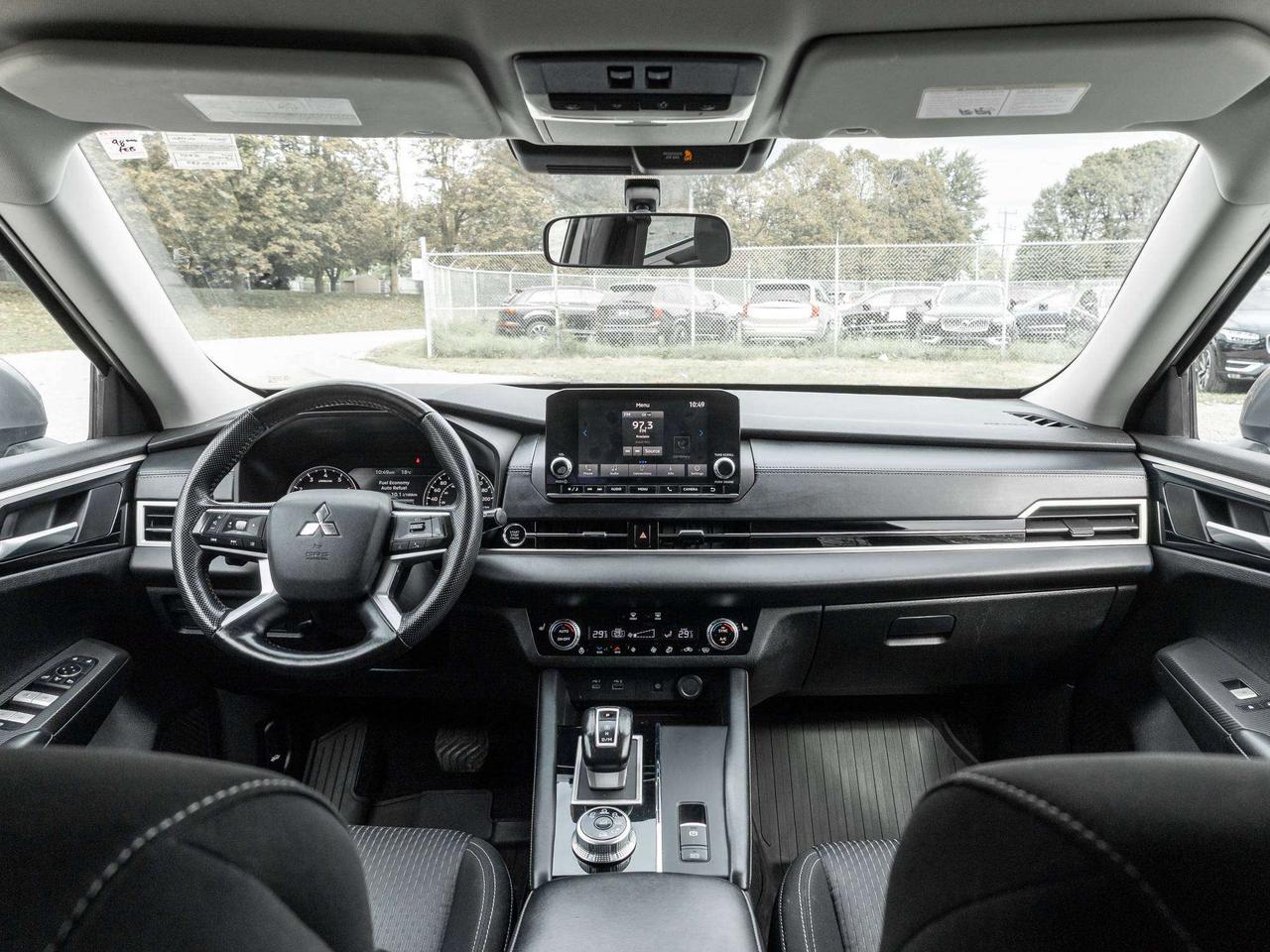 2022 Mitsubishi Outlander SE S-AWC CPO FINANCE RATES FOR AS LOW AS 0.90% Photo