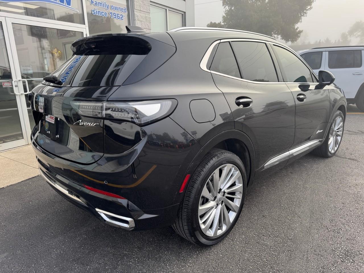 2024 Buick Envision Avenir 4dr All-Wheel Drive Photo