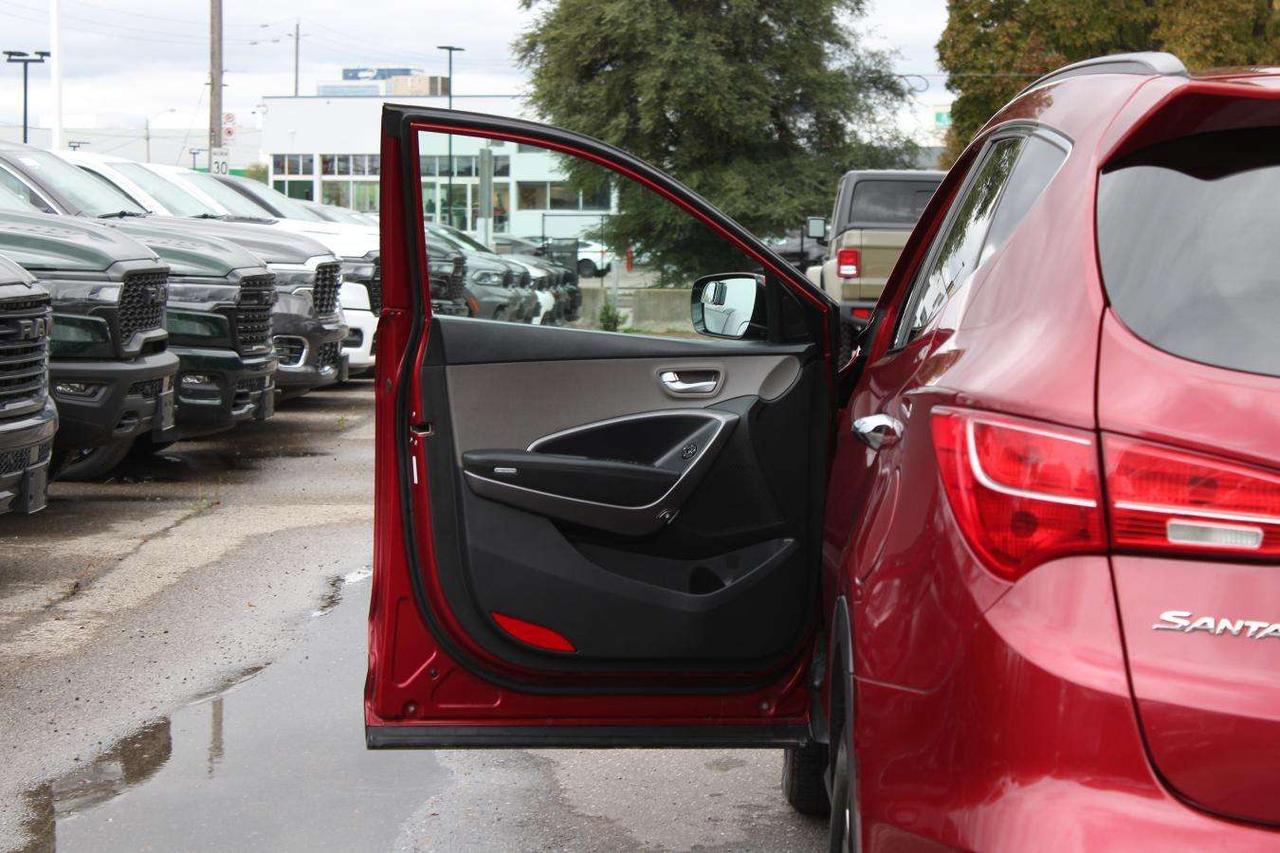 2015 Hyundai Santa Fe Sport  CDplayer HtdSeats CruiseCtrl Photo