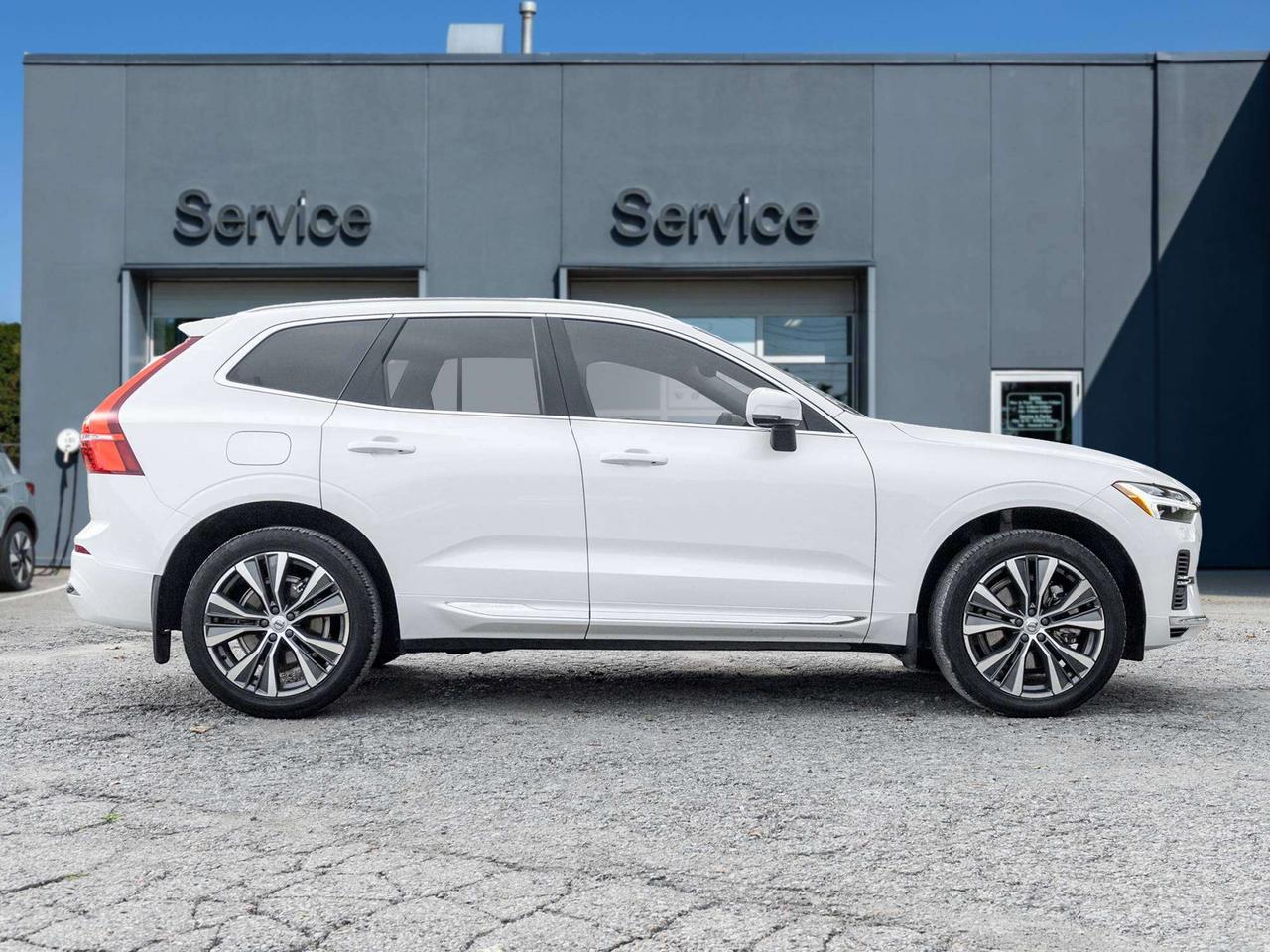 2022 Volvo XC60 InscriptionExpression^See Mileage^CPO^fr 3.49%* Photo