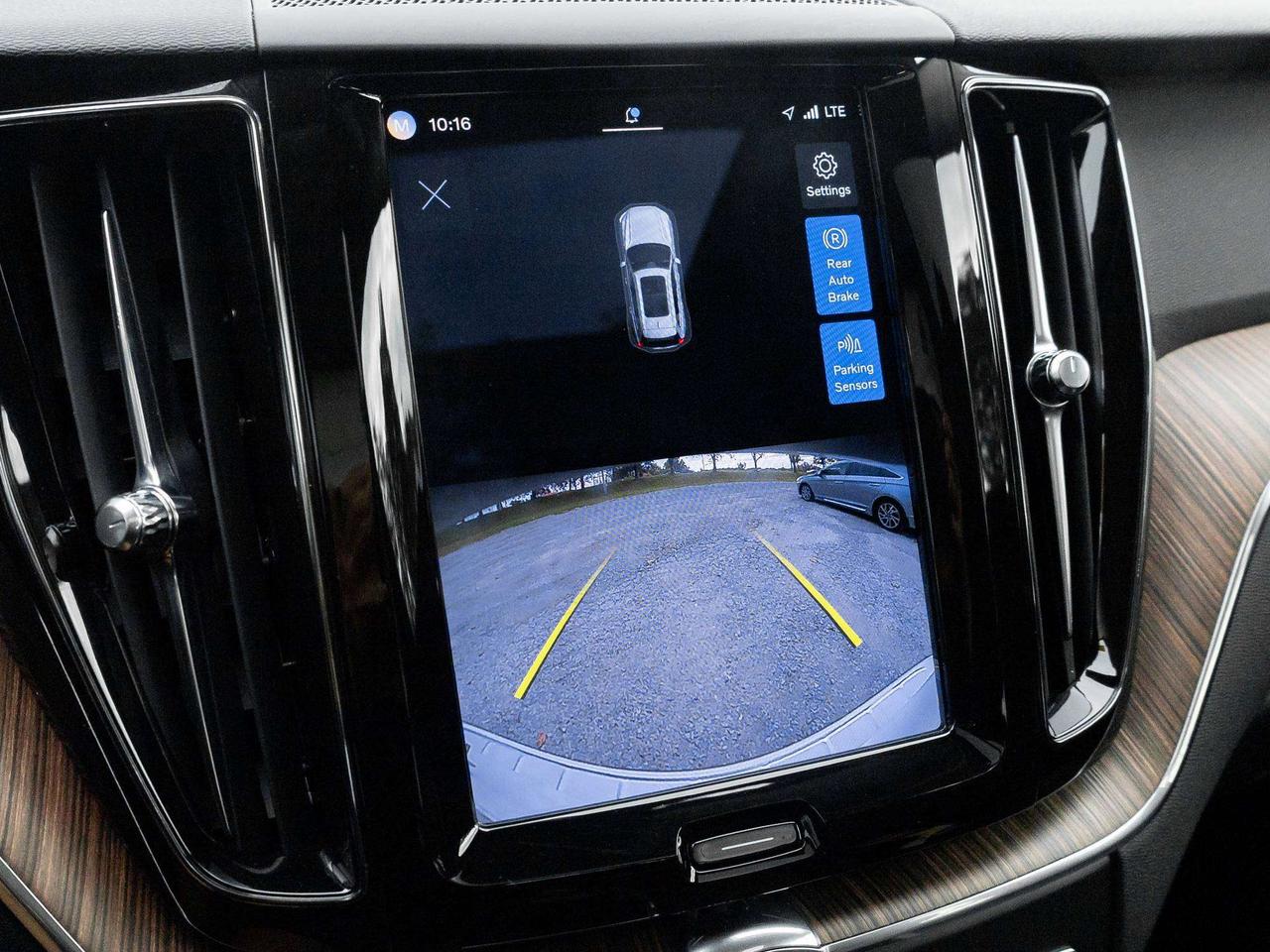 2022 Volvo XC60 InscriptionExpression^See Mileage^CPO^fr 3.49%* Photo