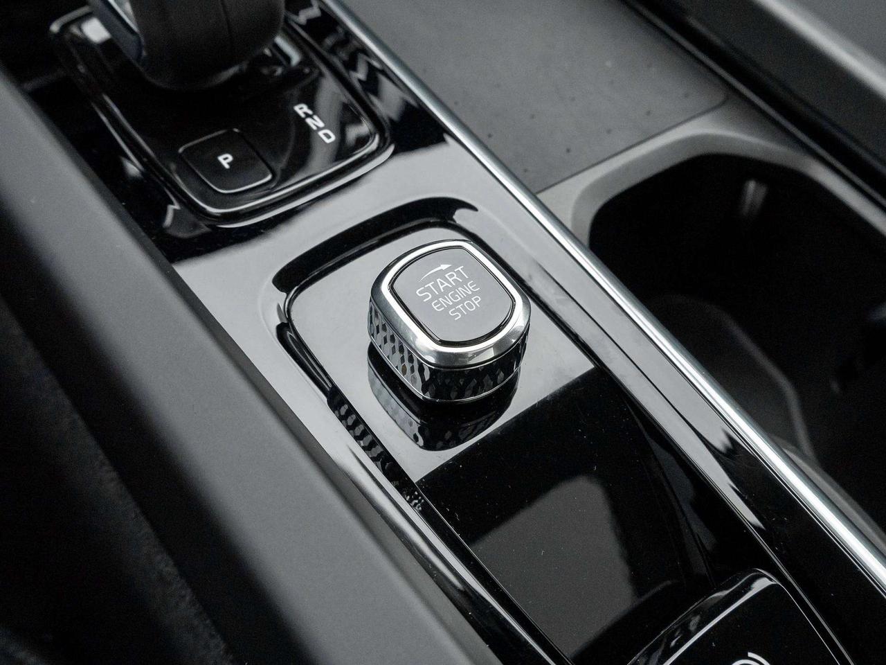 2022 Volvo XC60 InscriptionExpression^See Mileage^CPO^fr 3.49%* Photo
