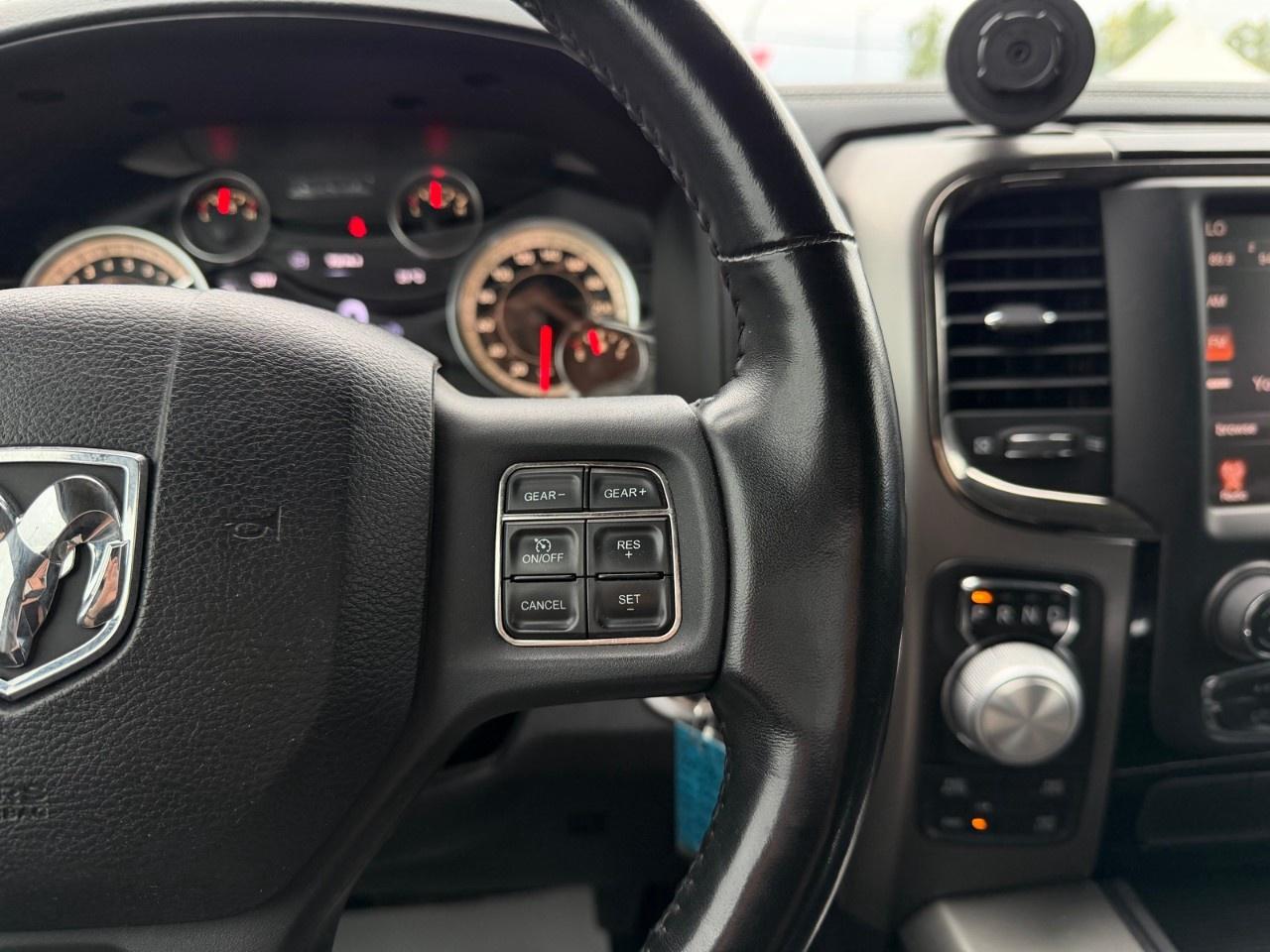 2014 RAM 1500 4WD Crew Cab 5.7 Ft Box Sport Photo