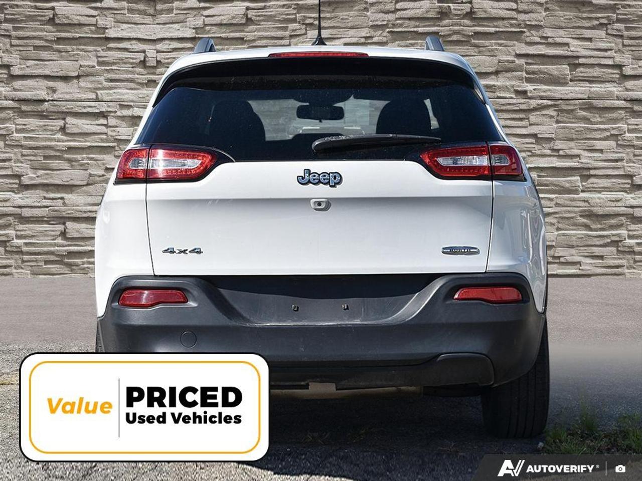 2014 Jeep Cherokee North 4dr 4x4 Photo