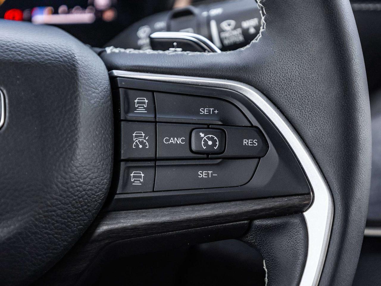 2025 Jeep Grand Cherokee Limited Photo