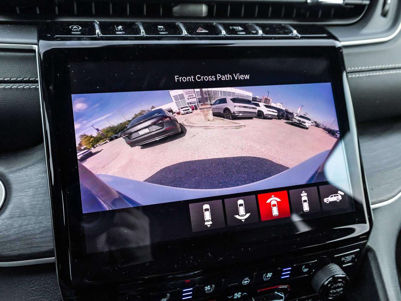 2025 Jeep Grand Cherokee Limited Photo