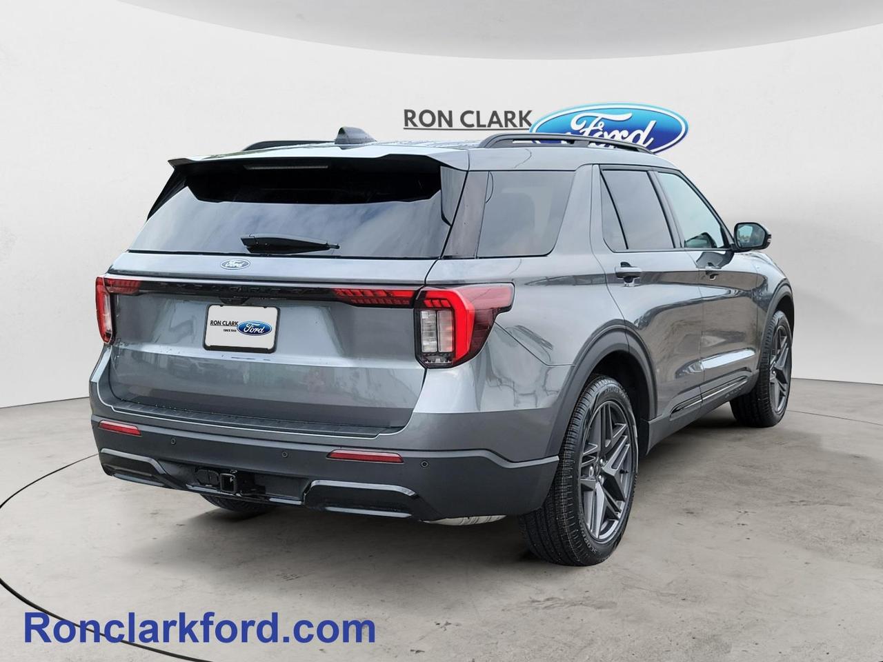 2027 Ford Explorer ST-Line 4dr 4x4 Photo