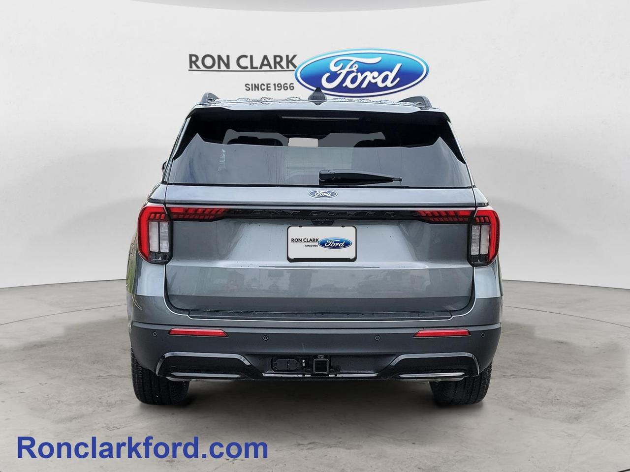 2027 Ford Explorer ST-Line 4dr 4x4 Photo