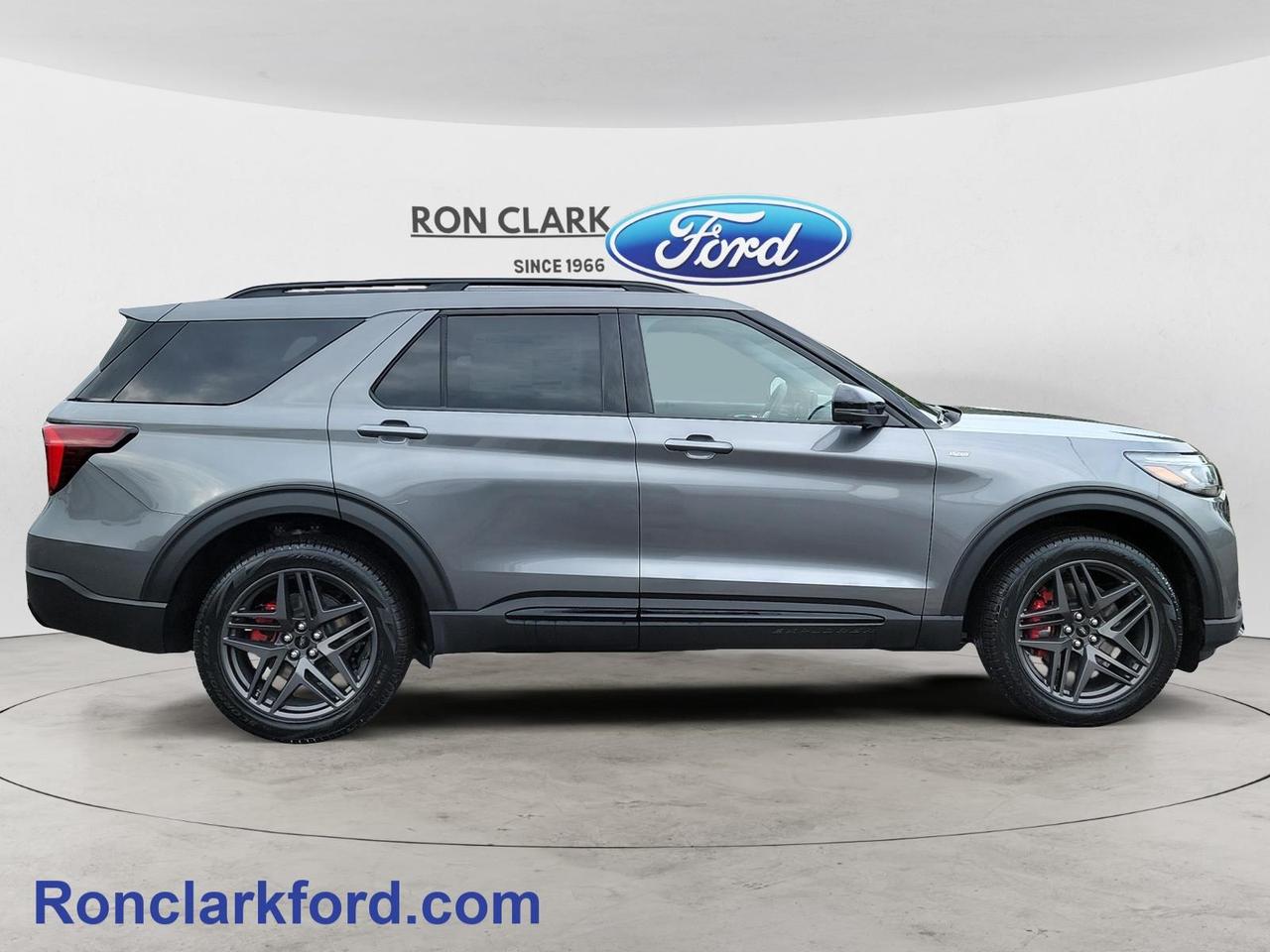 2027 Ford Explorer ST-Line 4dr 4x4 Photo