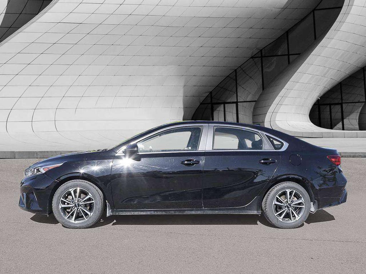 2024 Kia Forte EX   Apple CarPlay   Backup Camera   Heated Seats Photo5