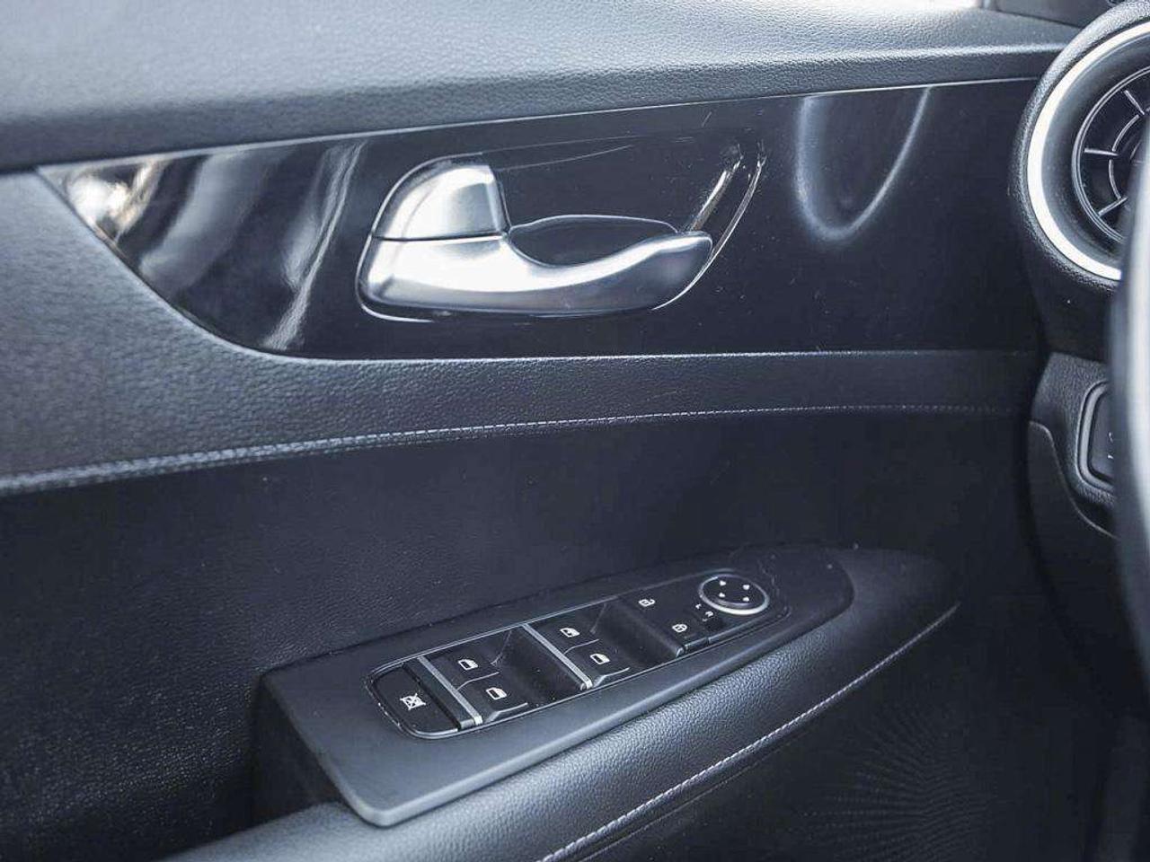 2024 Kia Forte EX   Apple CarPlay   Backup Camera   Heated Seats Photo