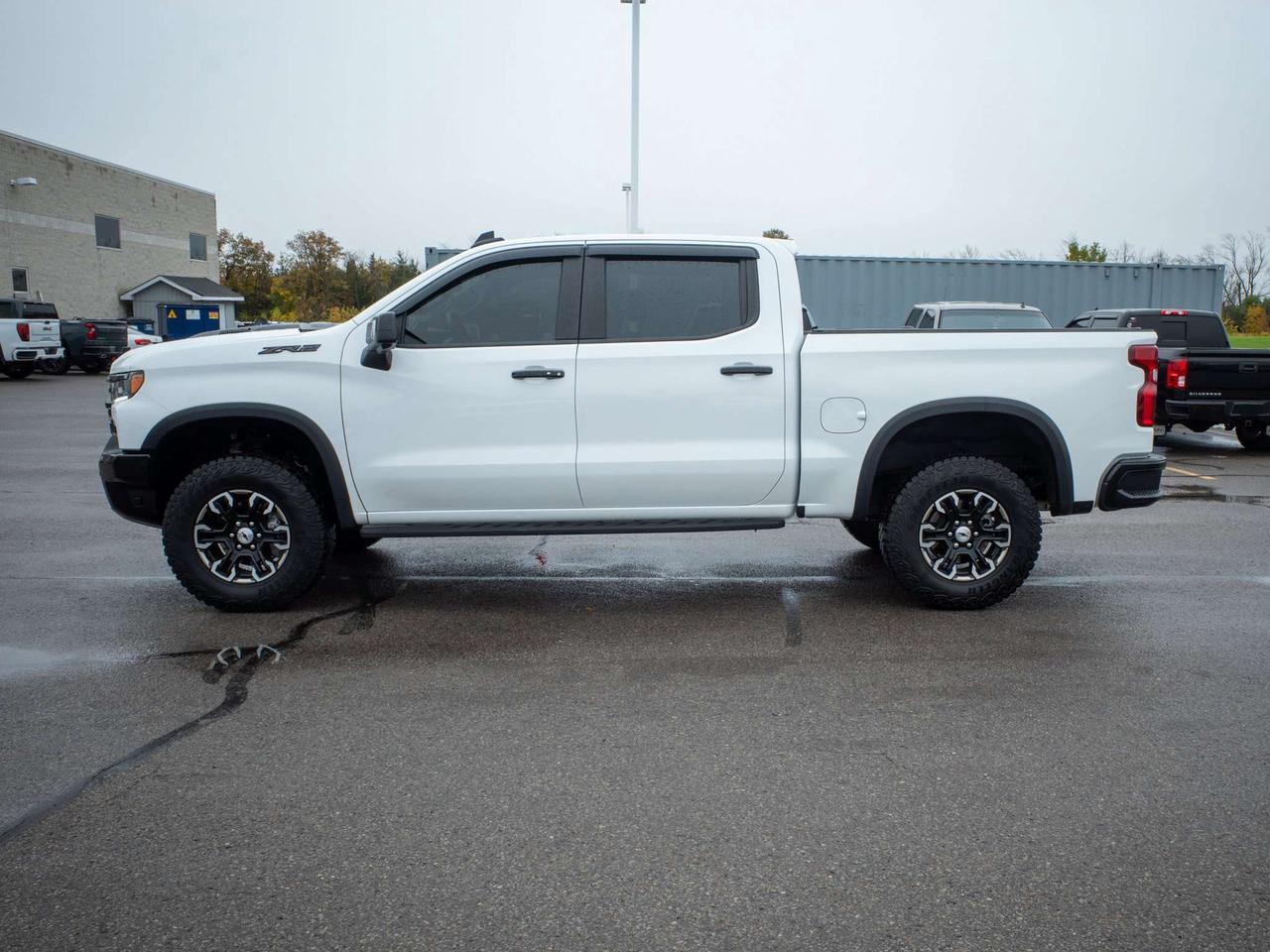 2025 Chevrolet Silverado 1500 ZR2 - Remote Engine Start   Turbocharged Engine Photo3