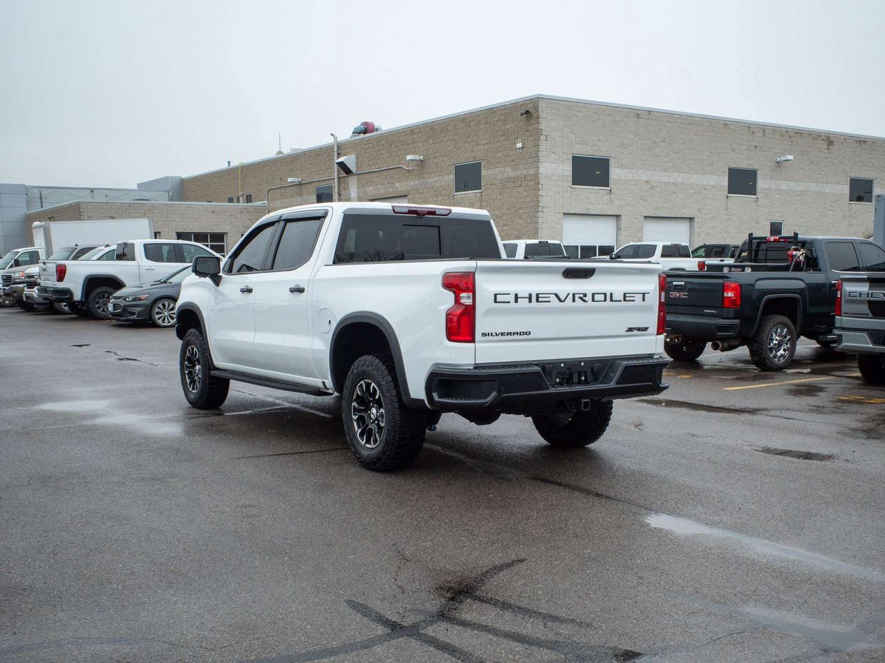 2025 Chevrolet Silverado 1500 ZR2 - Remote Engine Start   Turbocharged Engine Photo