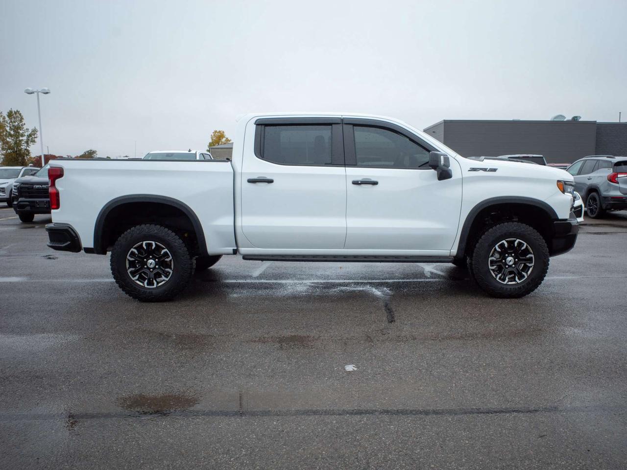 2025 Chevrolet Silverado 1500 ZR2 - Remote Engine Start   Turbocharged Engine Photo