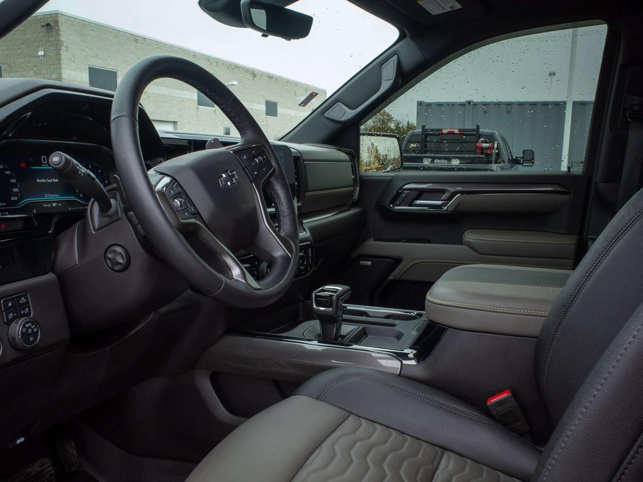 2025 Chevrolet Silverado 1500 ZR2 - Remote Engine Start   Turbocharged Engine Photo