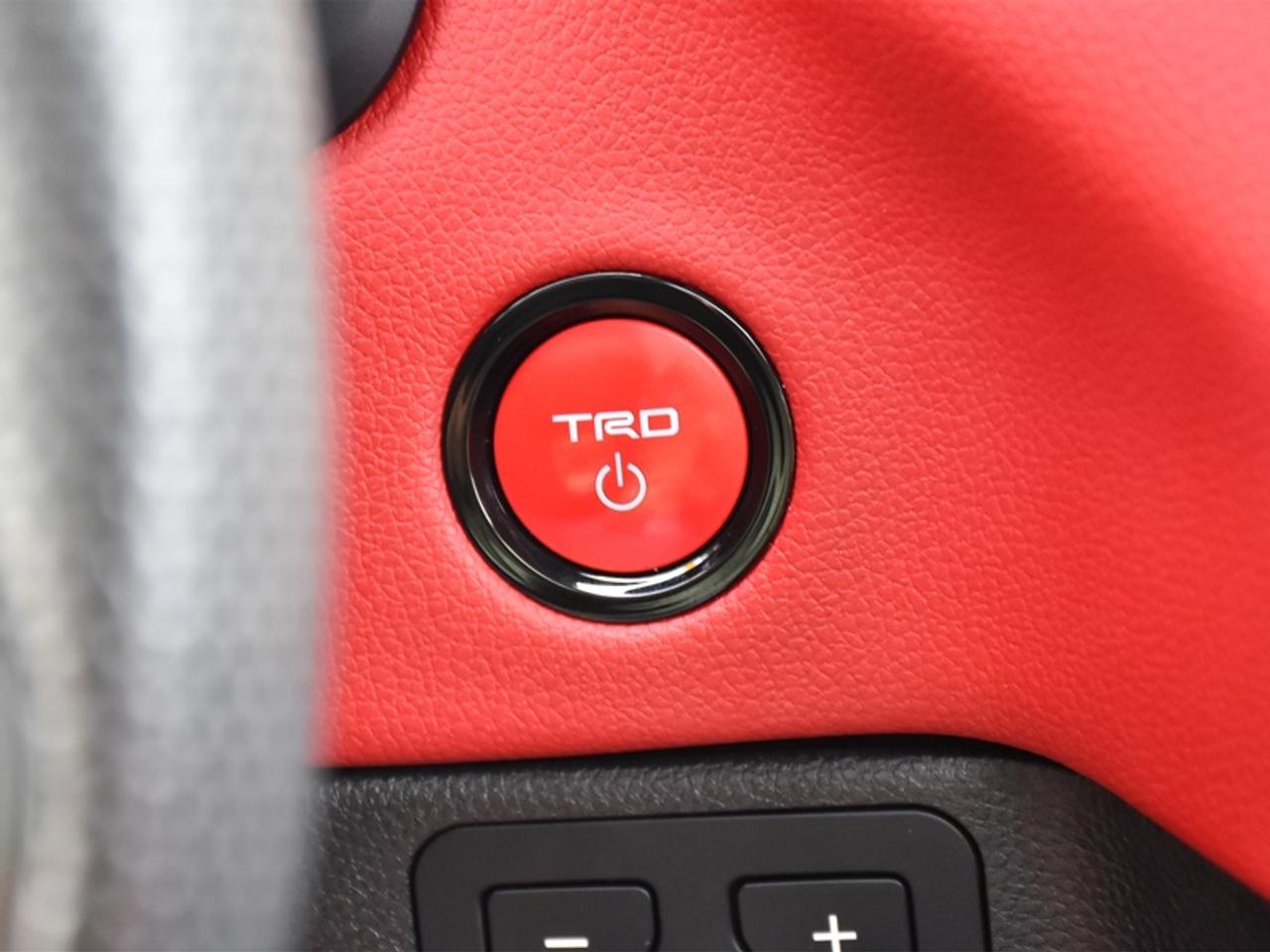 2025 Toyota Tundra TRD Pro   Leather   Panoroof   Nav   360 Cam   Heated & Cooled Seats   CarPlay   Android Auto Photo