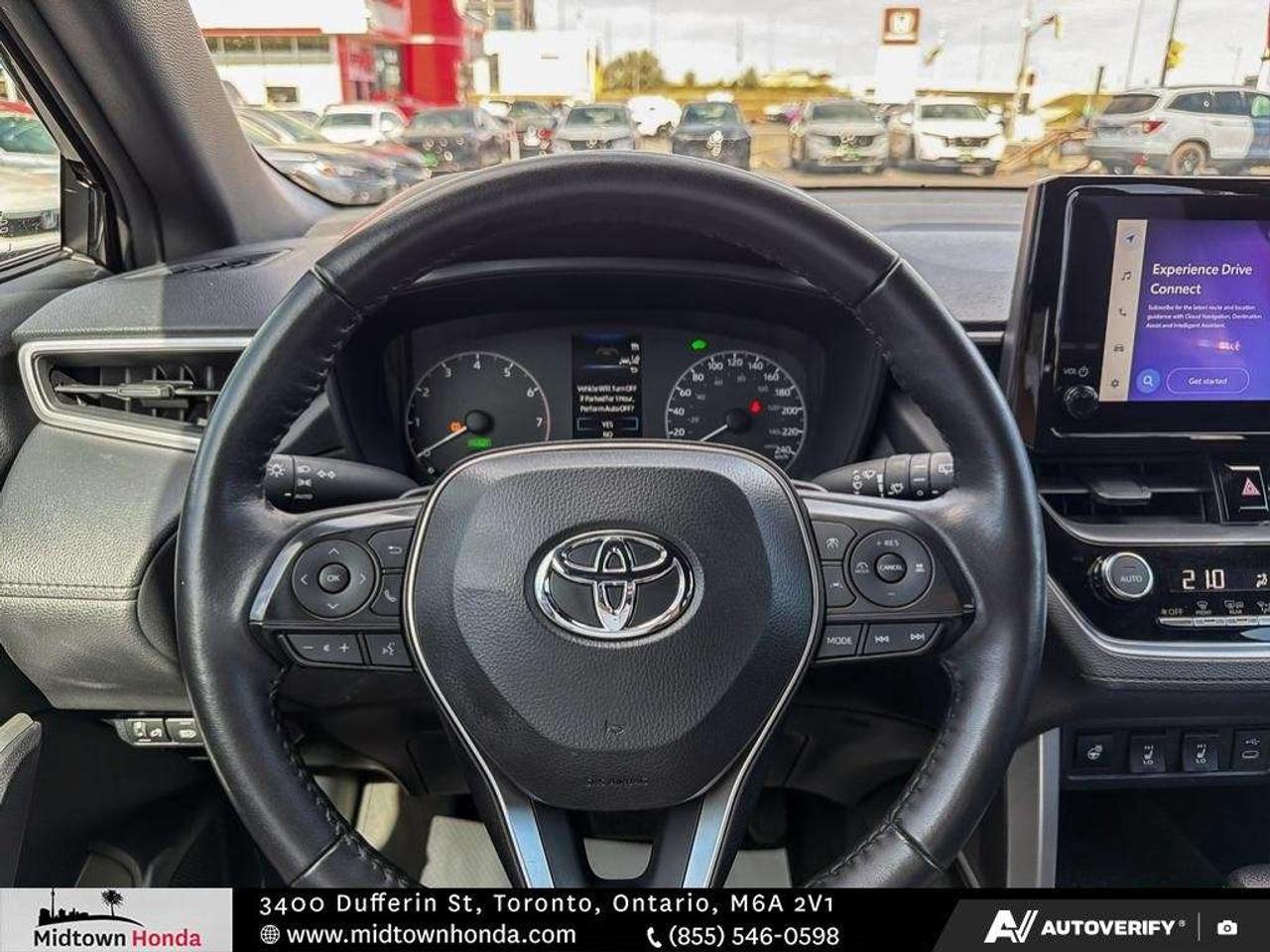 2024 Toyota Corolla Cross HYBRID TECH I NO ACCIDENTS I ALL WHEEL DRIVE Photo