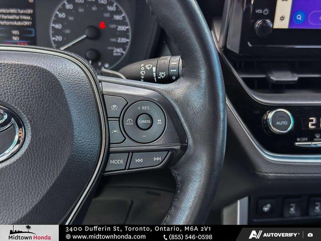 2024 Toyota Corolla Cross HYBRID TECH I NO ACCIDENTS I ALL WHEEL DRIVE Photo