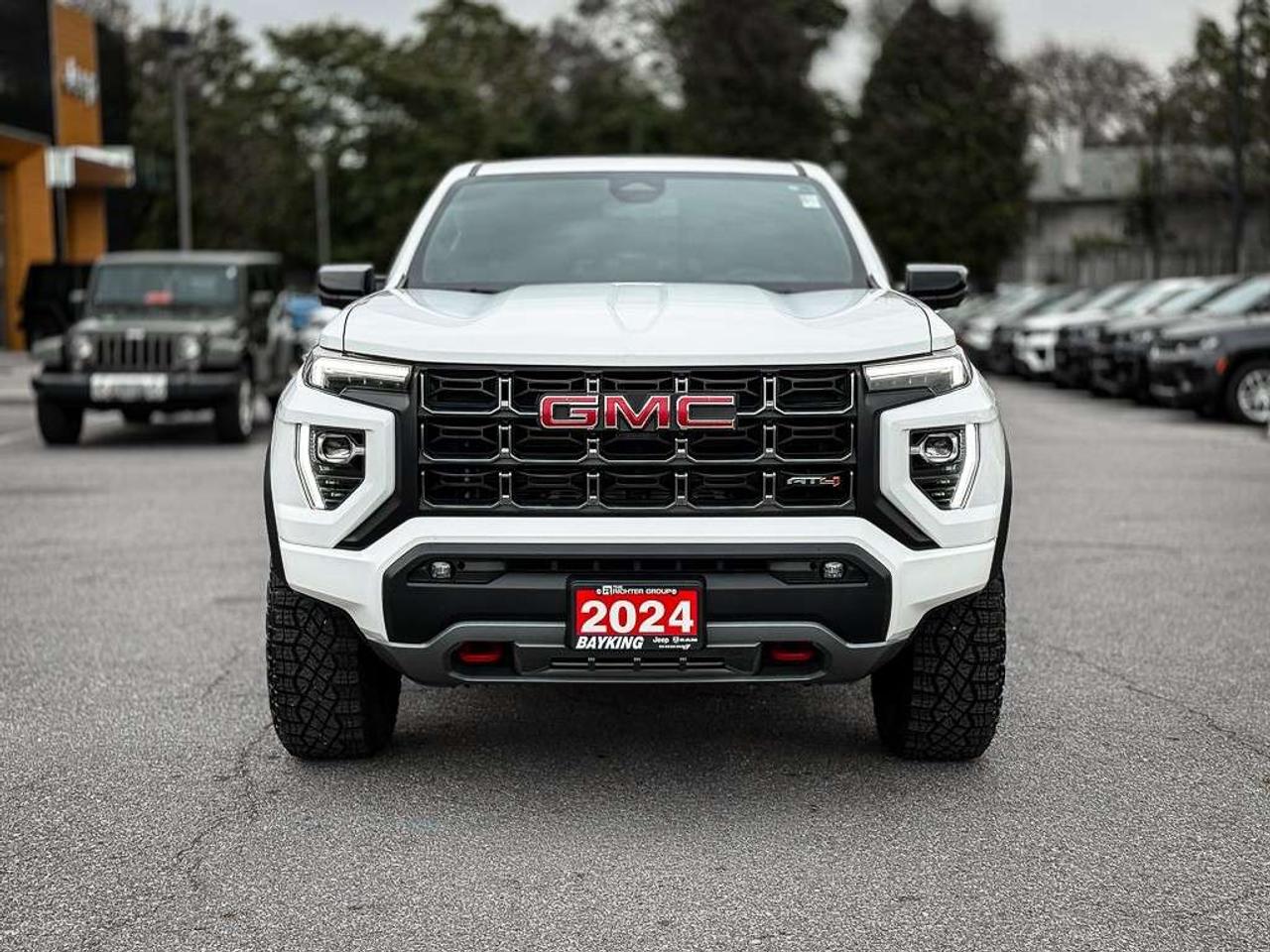 2024 GMC Canyon AT4   AT4 PREMIUM   VENTILATED LEATHER   BOSE AUDIO   PROGRADE TRAILERING   HARD TONNEAU COVER Photo1