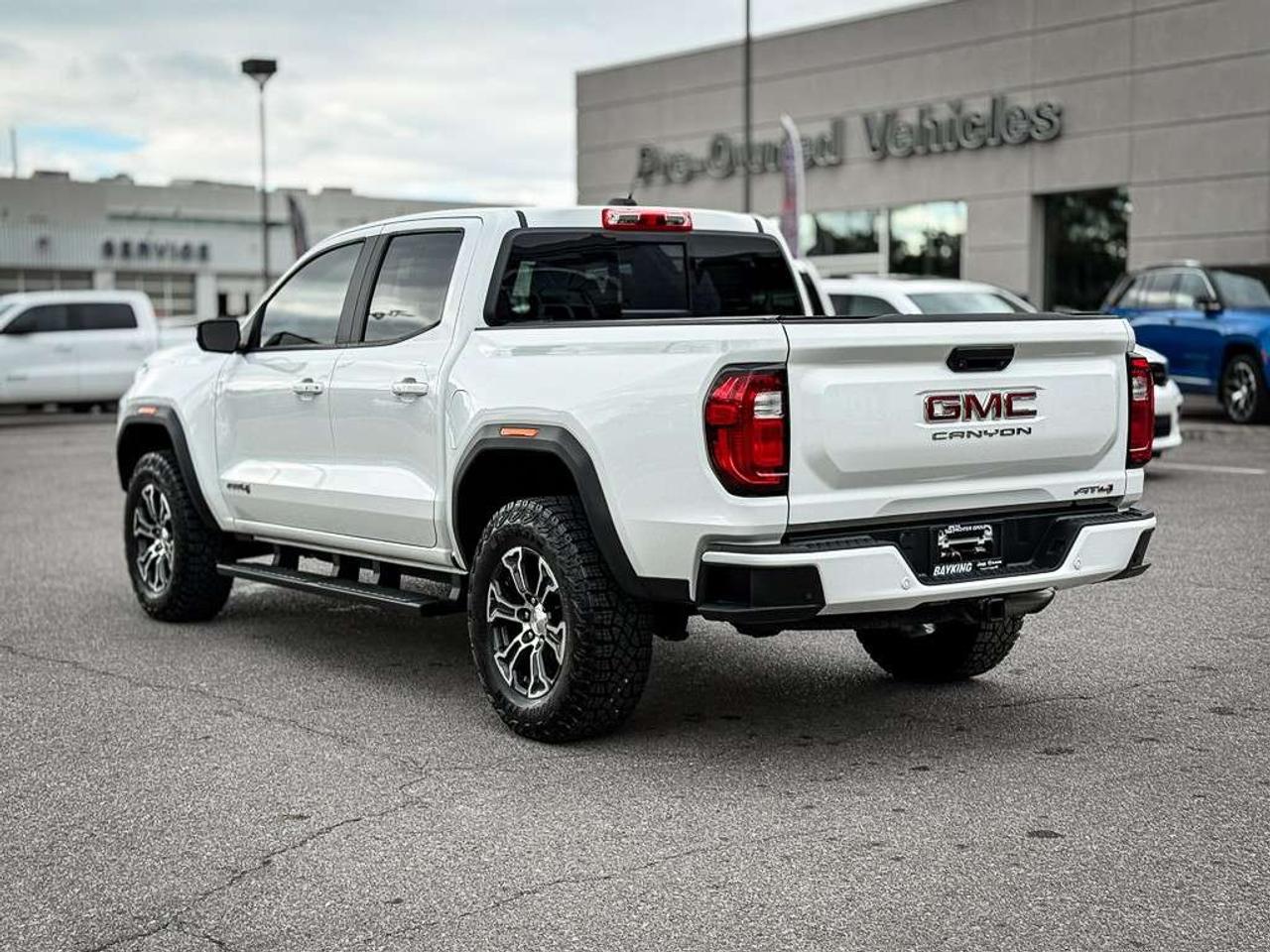 2024 GMC Canyon AT4   AT4 PREMIUM   VENTILATED LEATHER   BOSE AUDIO   PROGRADE TRAILERING   HARD TONNEAU COVER Photo