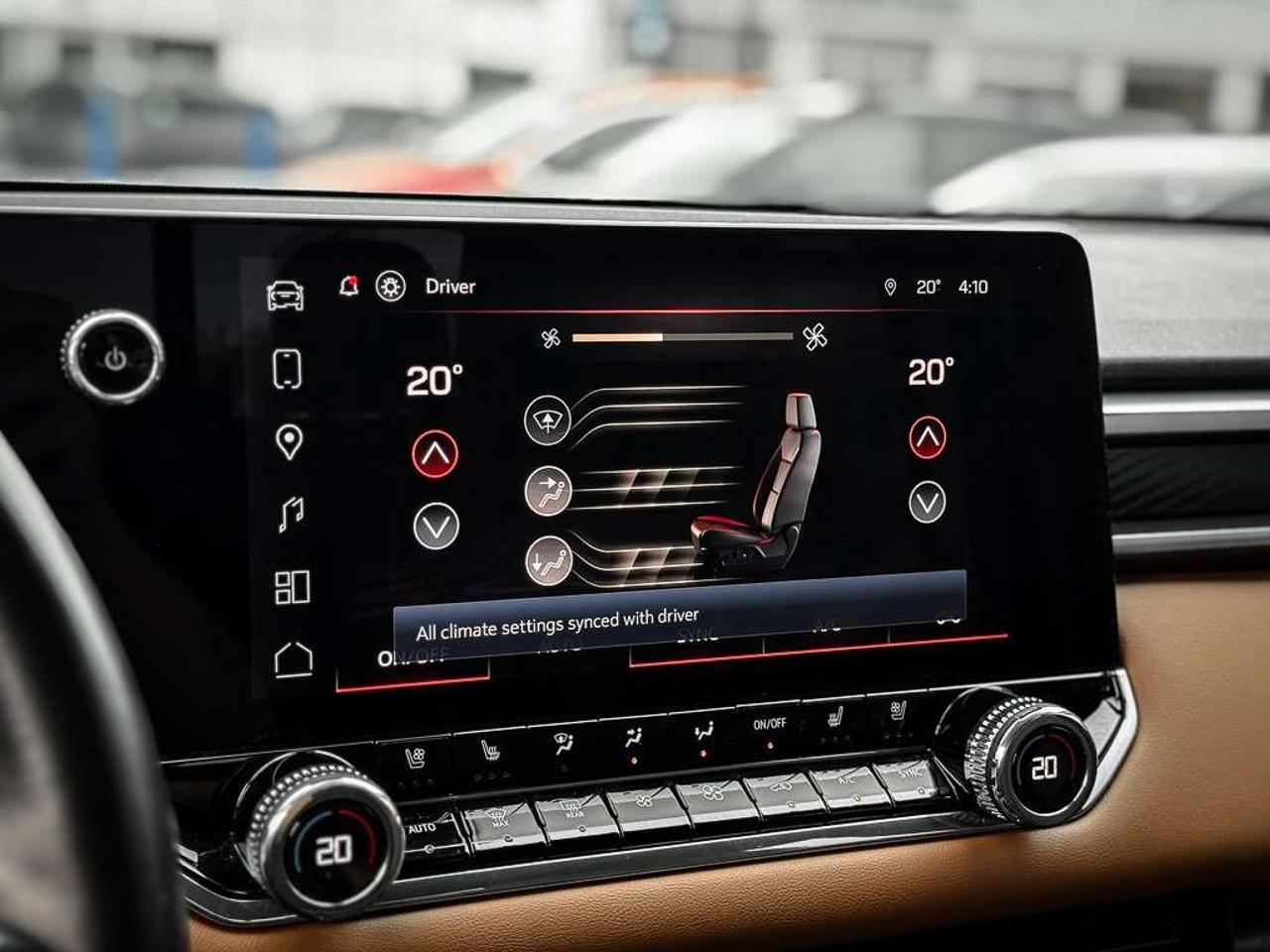 2024 GMC Canyon AT4   AT4 PREMIUM   VENTILATED LEATHER   BOSE AUDIO   PROGRADE TRAILERING   HARD TONNEAU COVER Photo