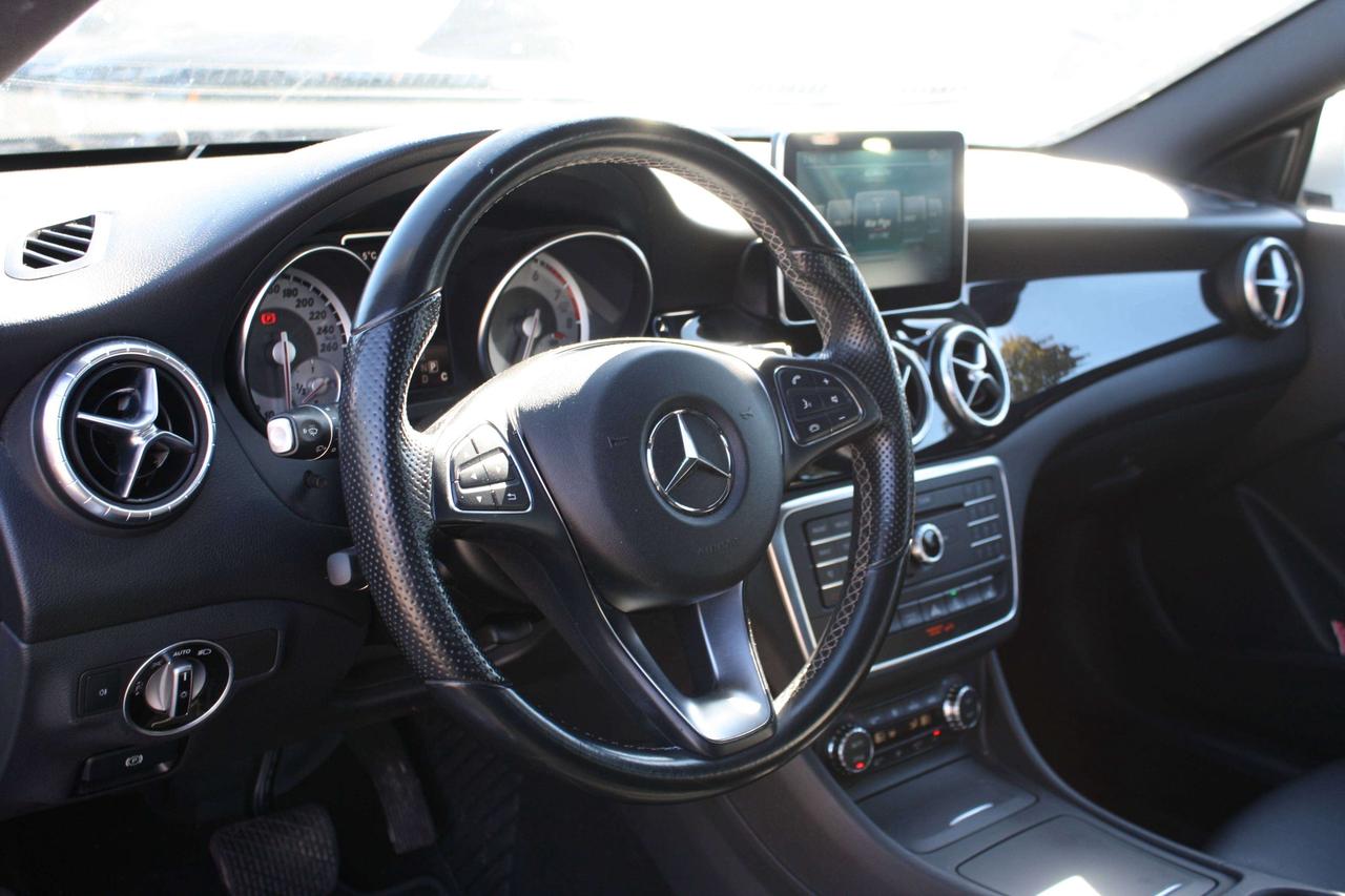 2016 Mercedes-Benz CLA Others Photo