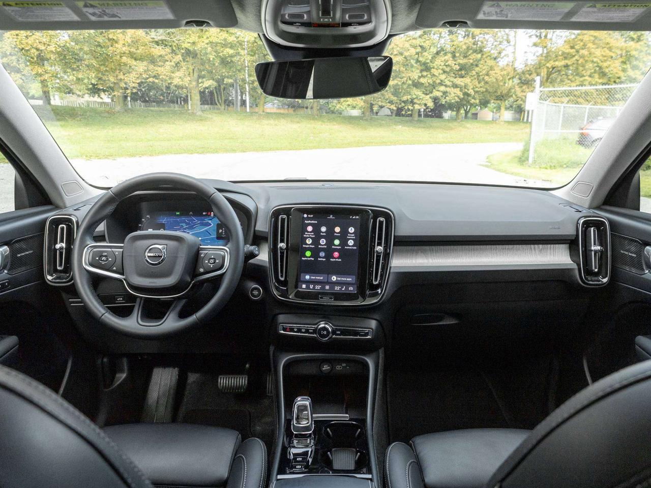 2023 Volvo XC40 PLUS^Trade In^Harman Kardon^Polestar^Rate fr2.99%* Photo