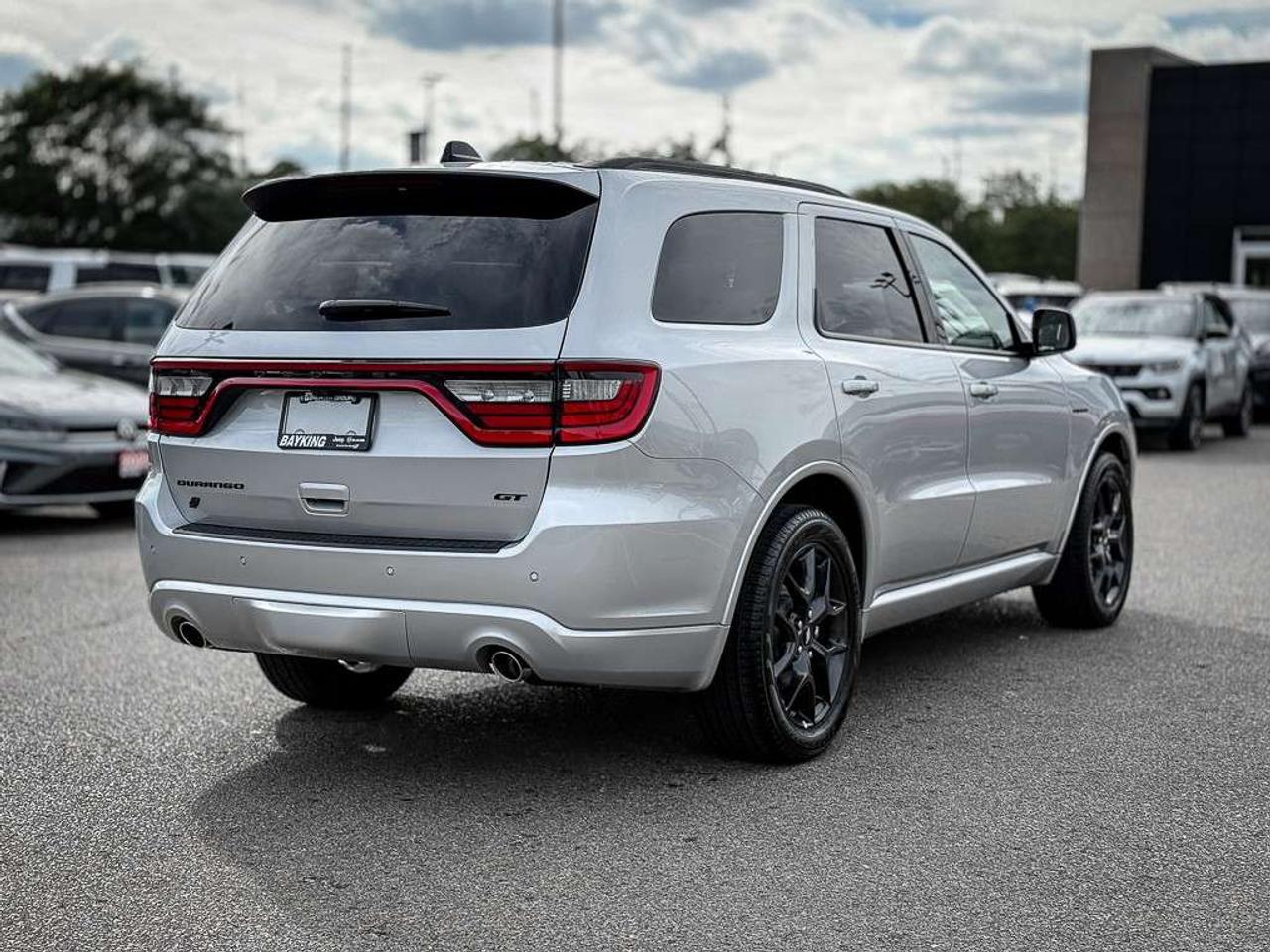 2026 Dodge Durango GT HEMI V8   PREMIUM   BLACKTOP   HARMAN/KARDON AUDIO   VENTILATED SEATS   TRAILER BRAKE Photo