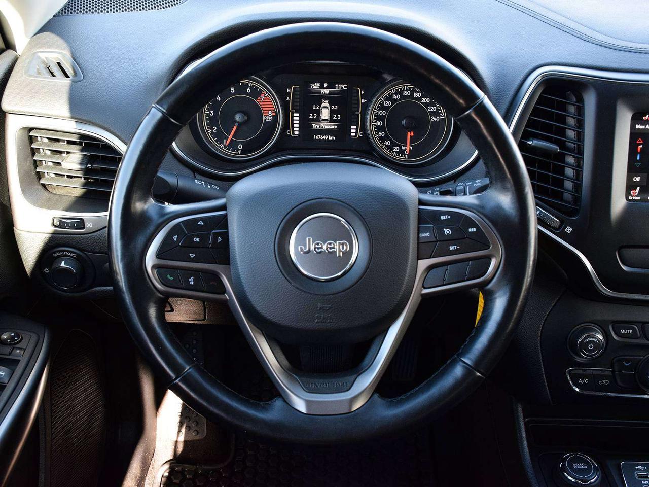 2021 Jeep Cherokee Sport 4x4 ~Heated Seats + Wheel ~Carplay ~Camera Photo