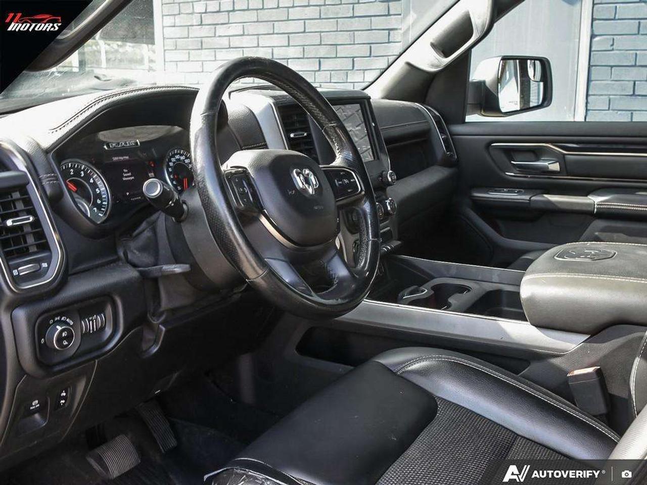 2019 RAM 1500 Sport 4x4 Crew Cab 6'4 Box Photo