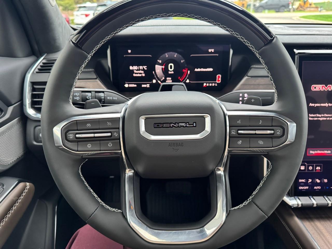 2027 GMC Acadia Denali Ultimate 4dr All-Wheel Drive Photo